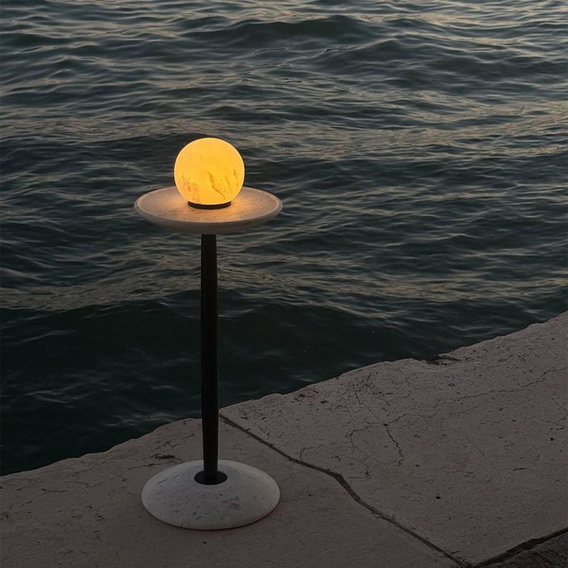 Luna Stone - Ladbar Bordlampe